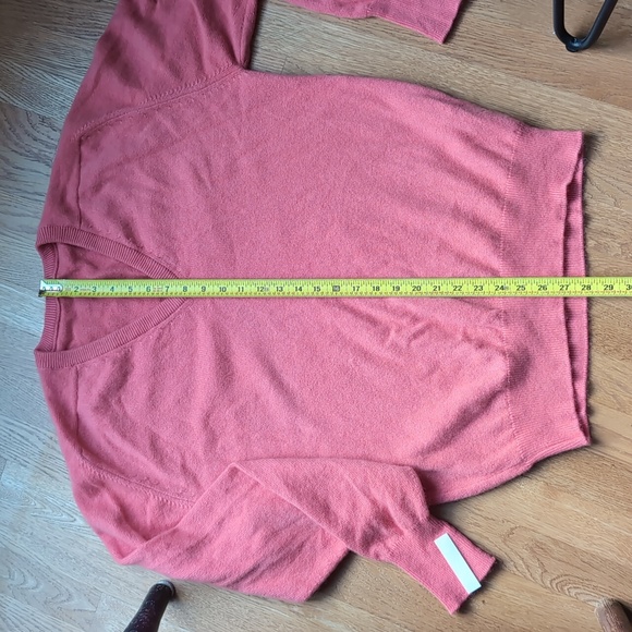 Best of Scotland Cashmere Men's V-neck Sweater, Large/EU 48 - Picture 6 of 8